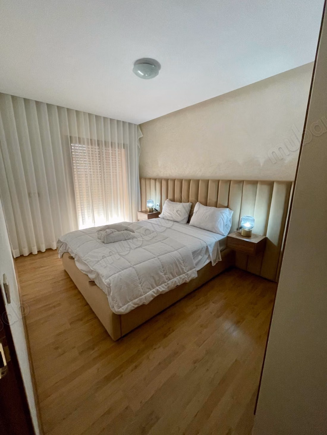 Sell apartment on Casablanca Road. 3 rooms. Furnished
