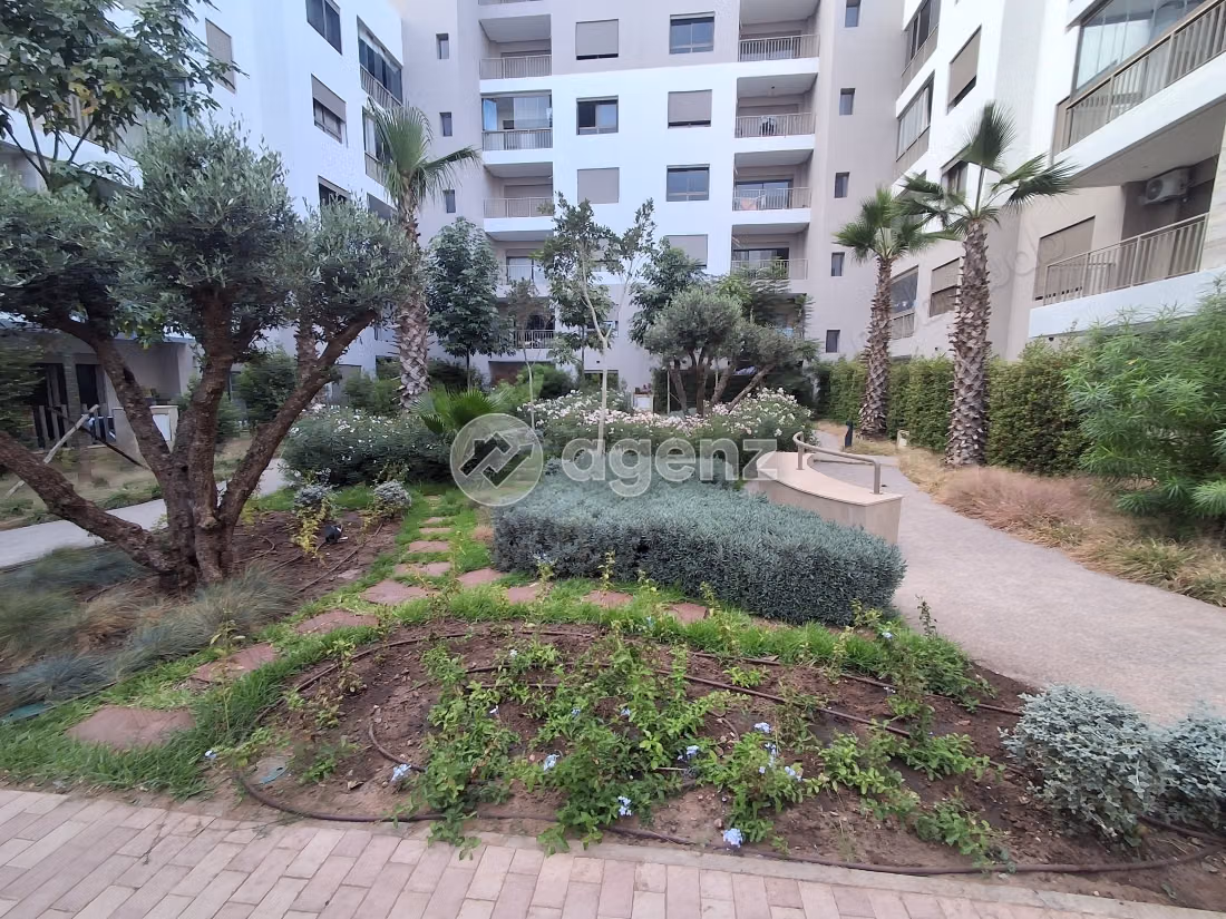 Apartment for sale 192 m², 4 bedrooms Sidi Maarouf Casablanca