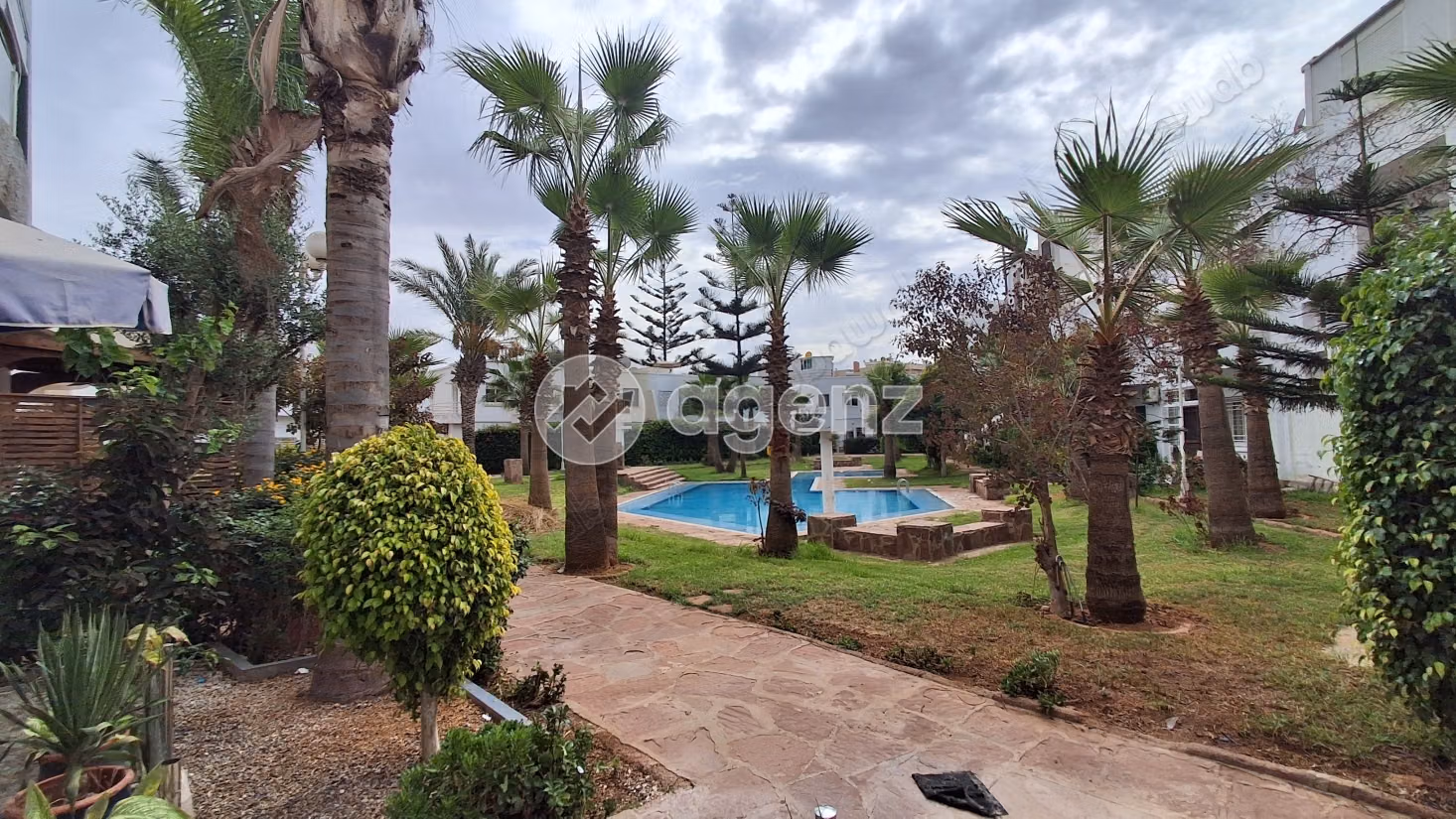 Villa for sale 80 m², 5 bedrooms Other Mohammedia