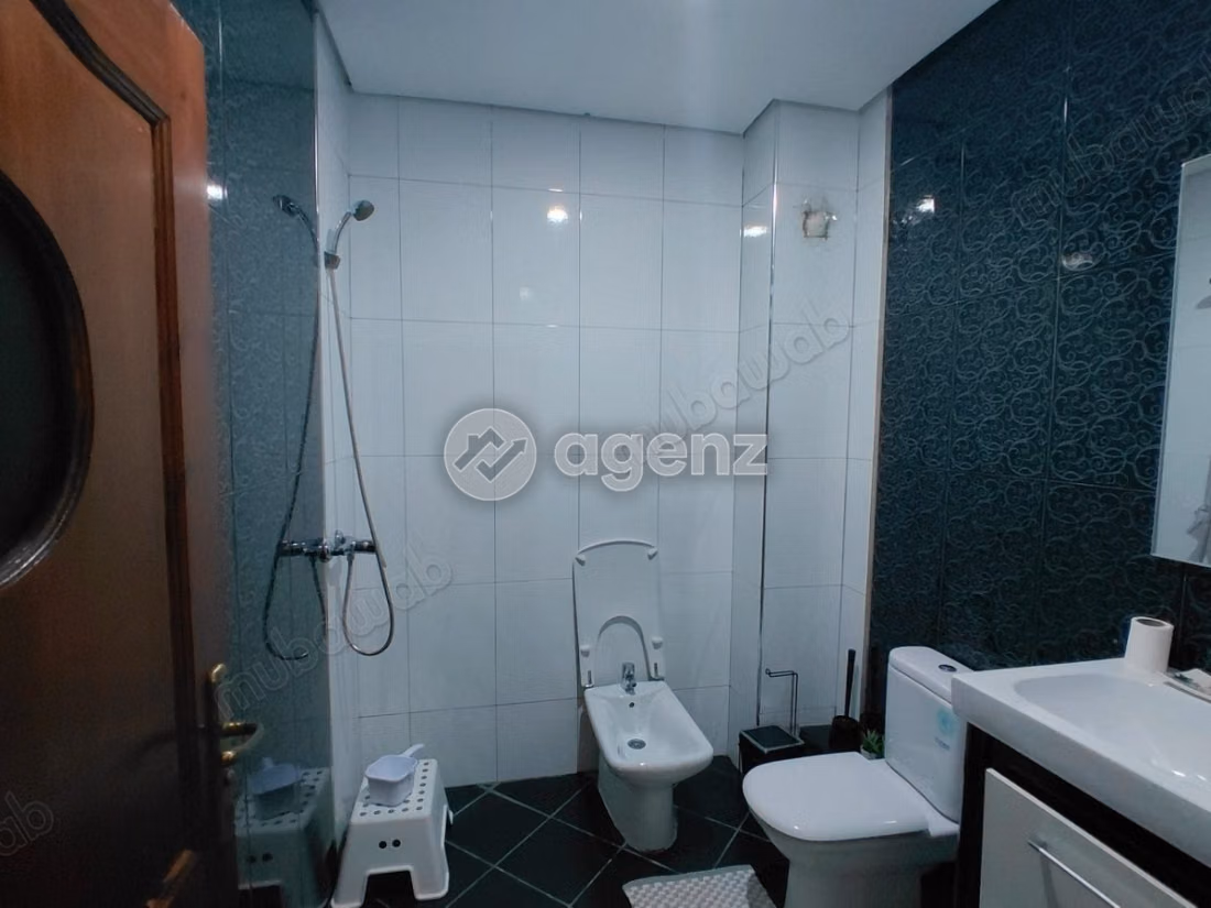 House for sale 121 m², 5 bedrooms Sidi Maarouf Casablanca