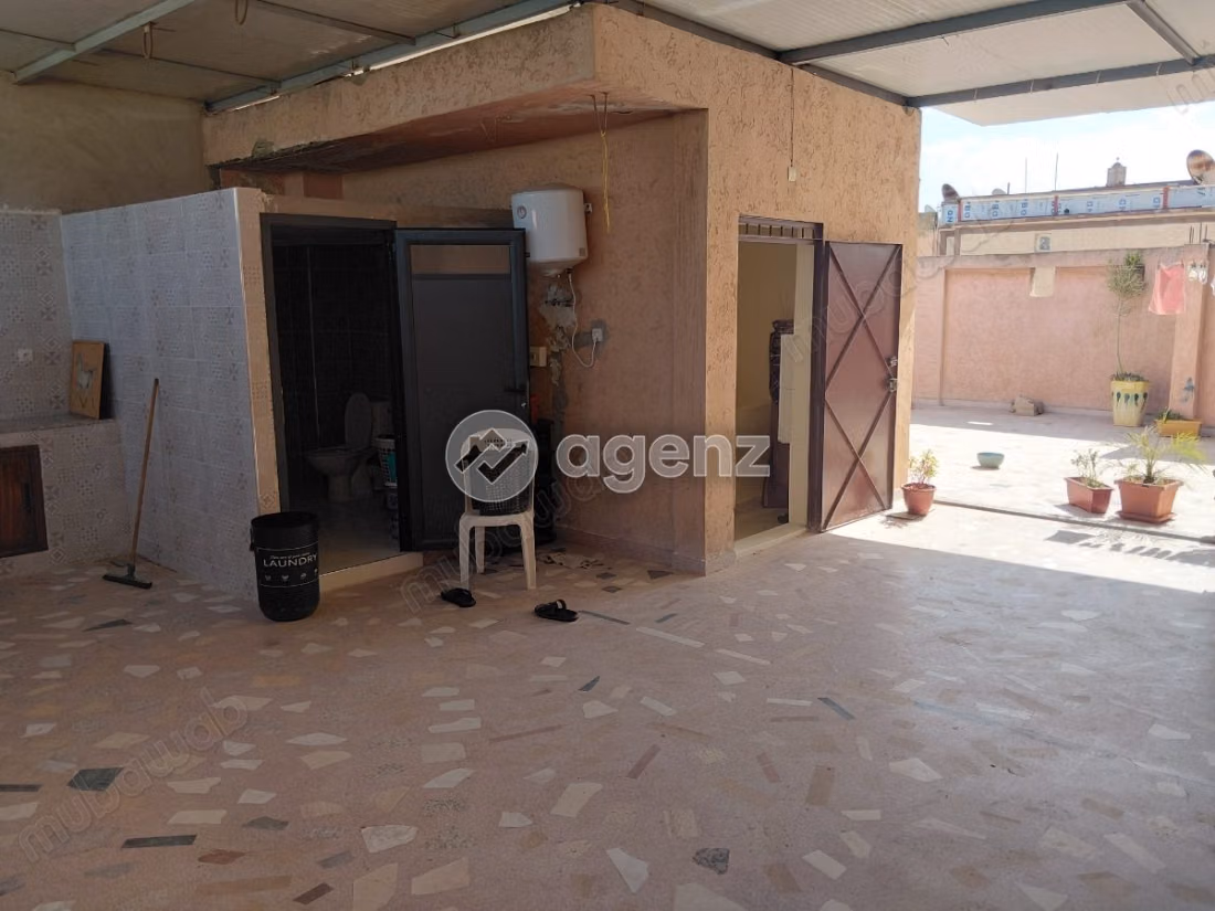 House for sale 121 m², 5 bedrooms Sidi Maarouf Casablanca