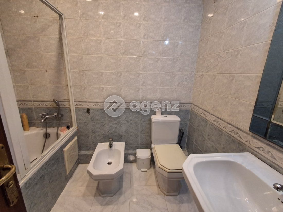 Appartement à vendre 145 m², 3 chambres 
Les Hôpitaux Casablanca
