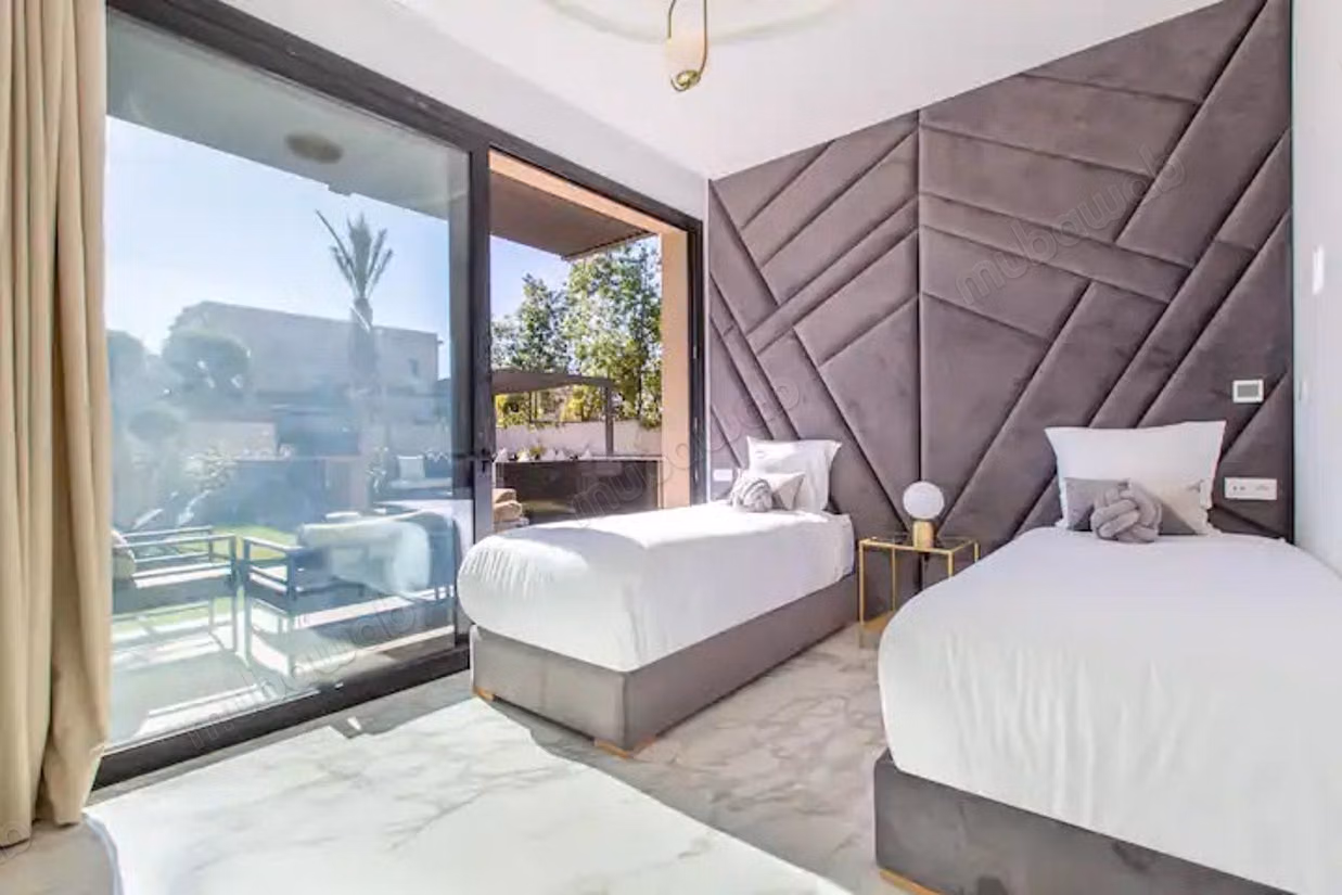 Stunning villa sale VNA 5 suites