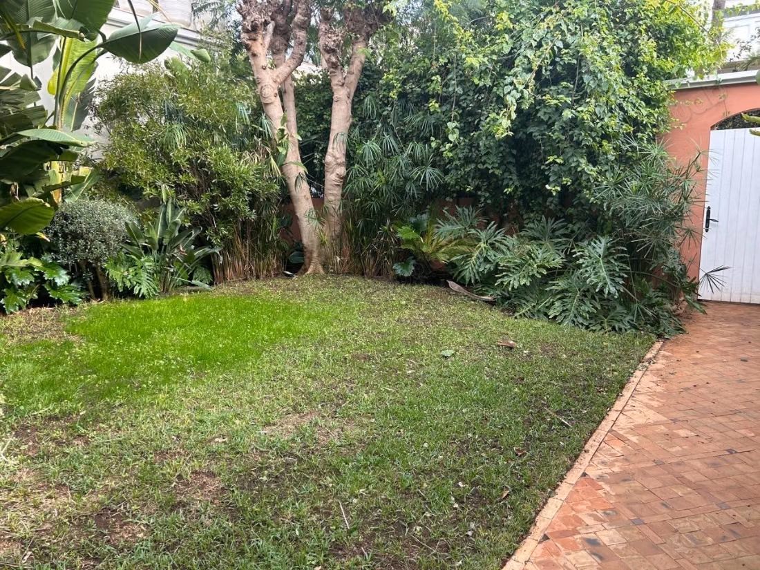 Villa 4 chambres avec vue mer – Résidence privée à Aïn Diab