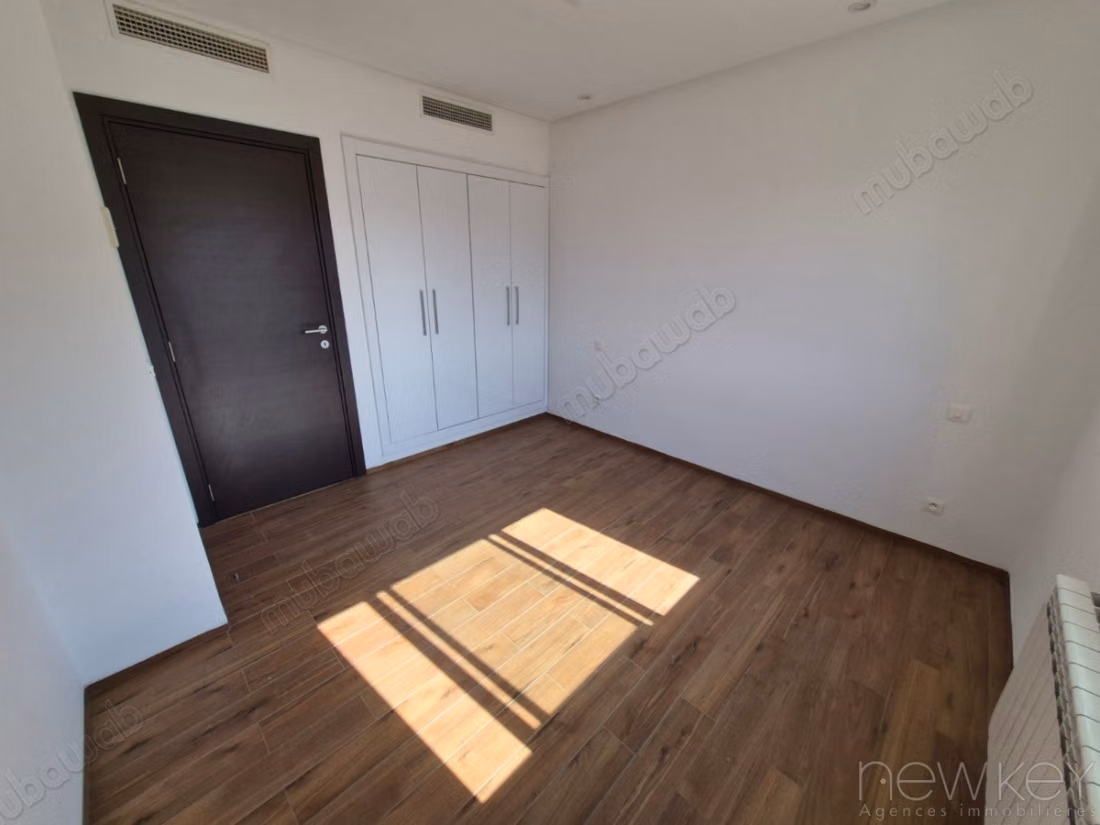 Spacieux Appartement s2 à louer aux Jardins de Carthage