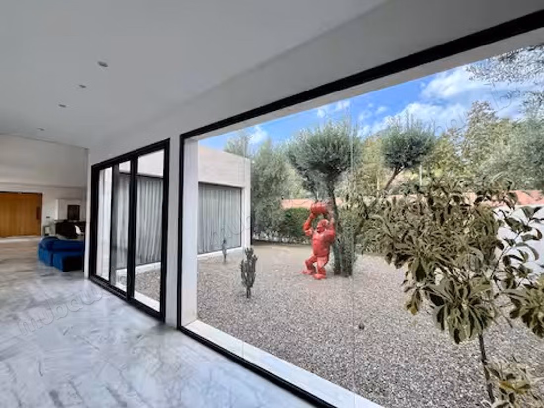 A SAISIR. Belle villa de plain pied de 4 chambres