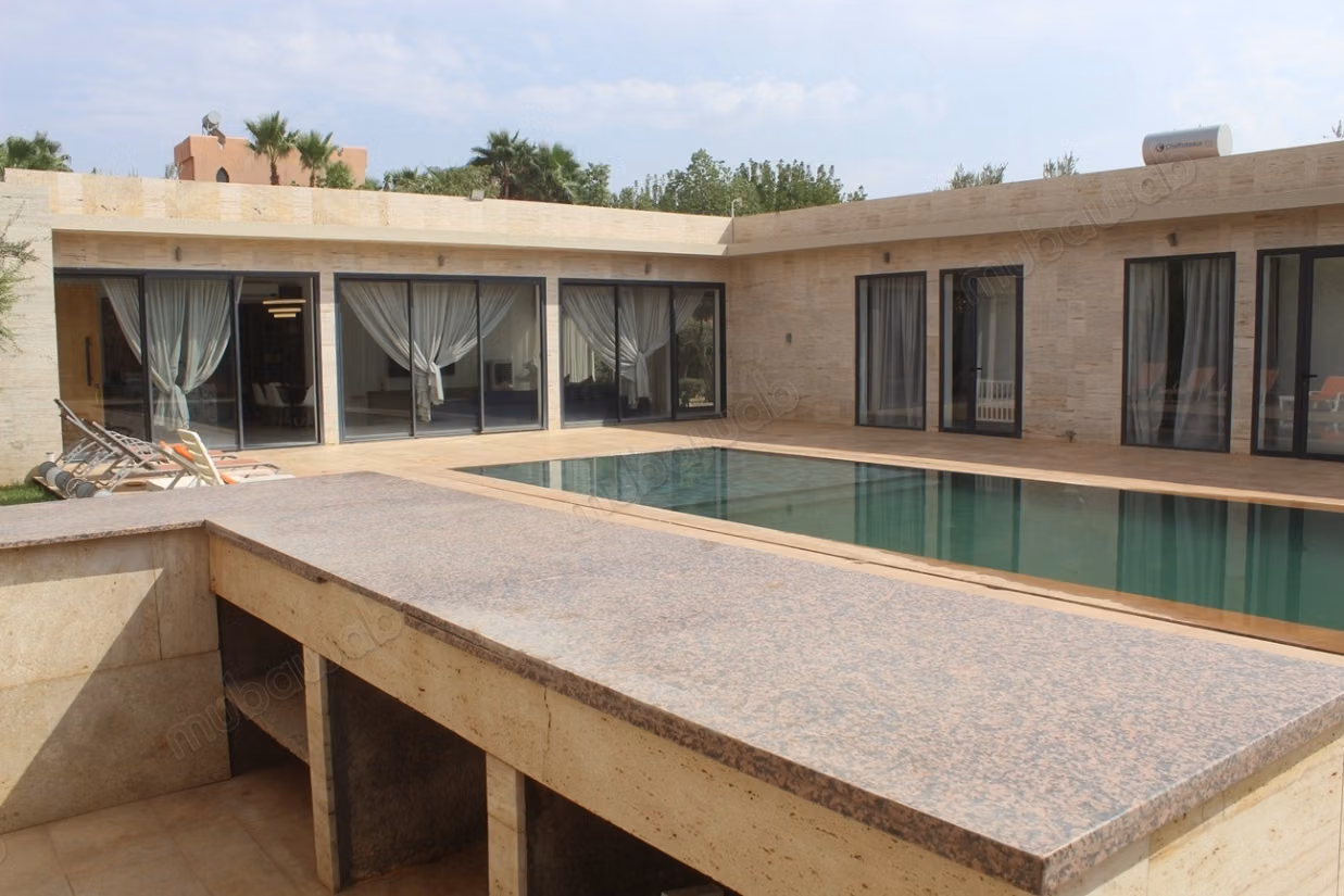 A SAISIR. Belle villa de plain pied de 4 chambres