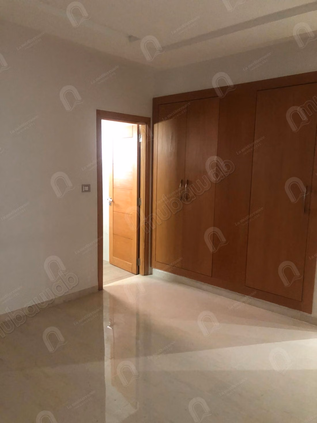 A Vendre Un Appartement s3 à El Manzah 9c