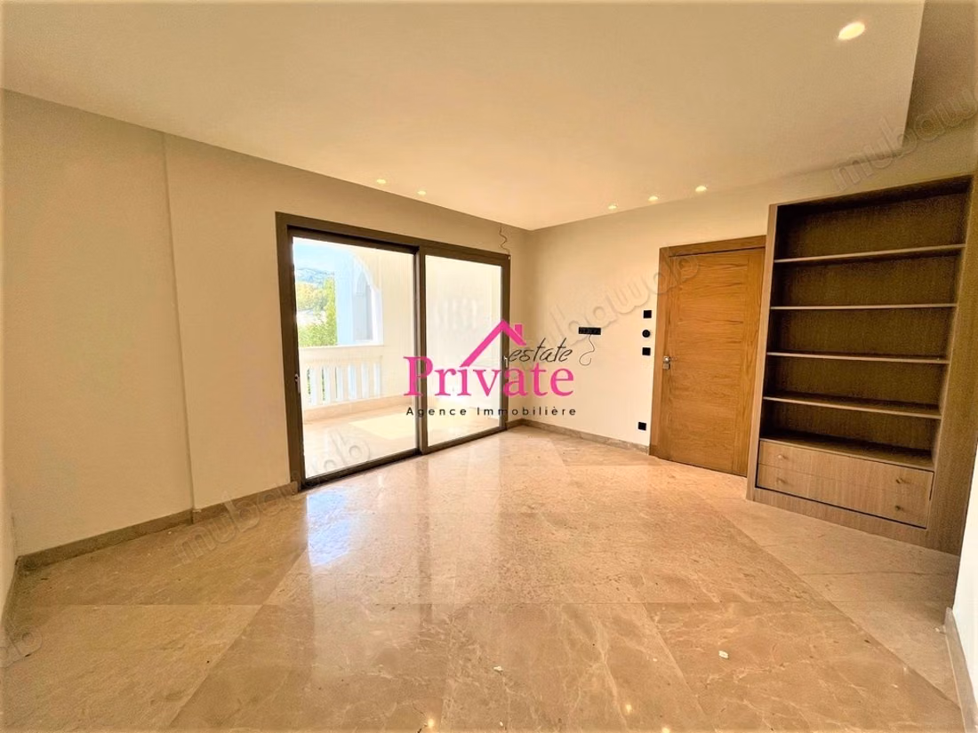 Apartment for Rent 200m² from GOLF Tangier Ref: