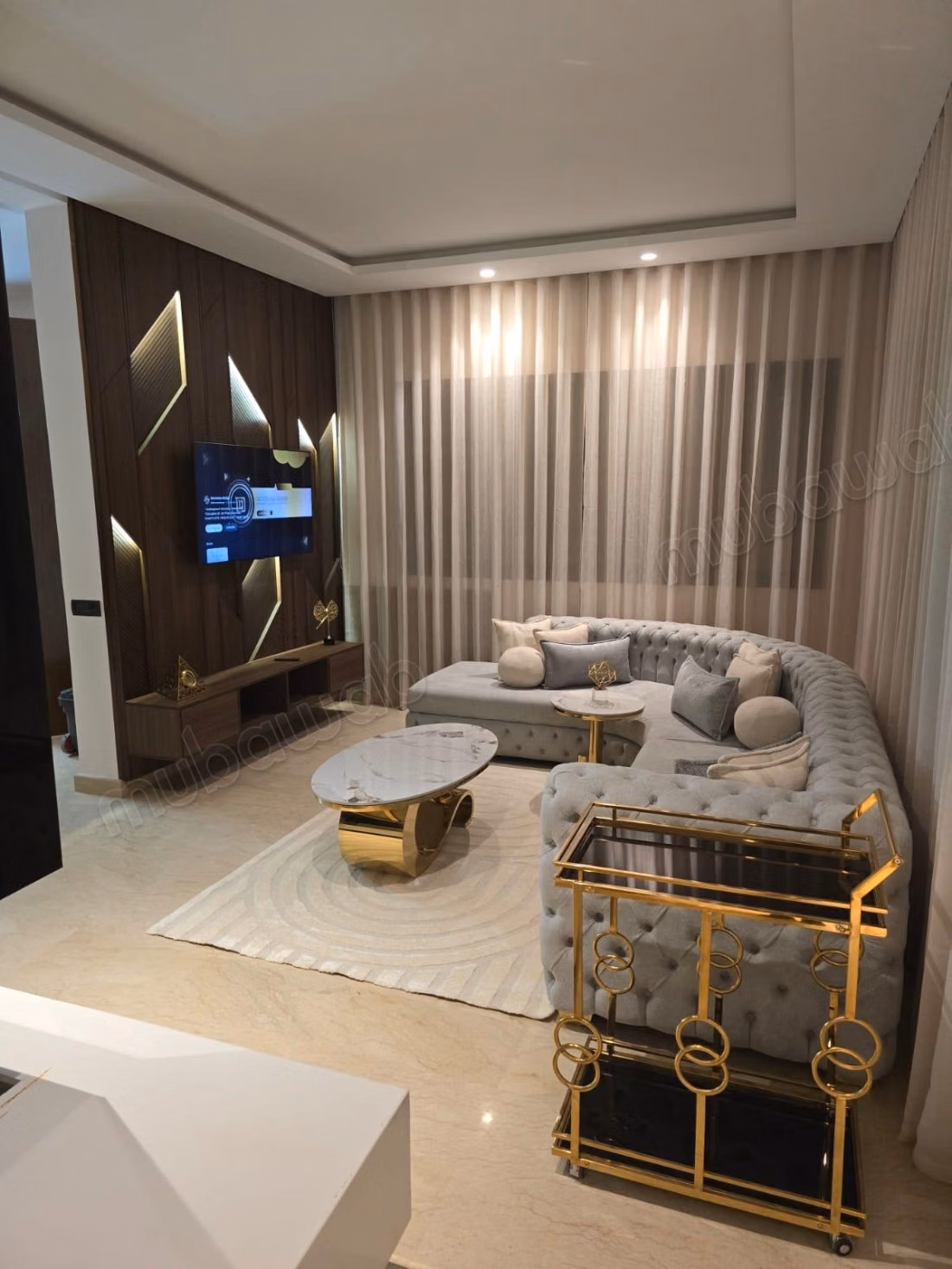 Stunning villa for sale in El Menzeh. 5 rooms. Furnished