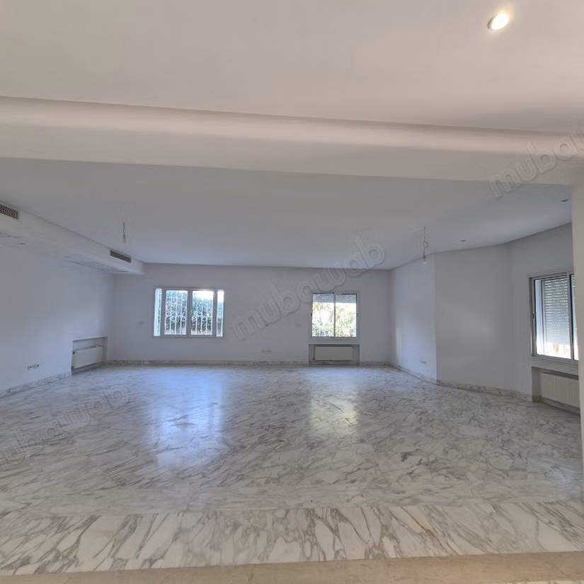 Villa S4 avec piscine, Gammarth