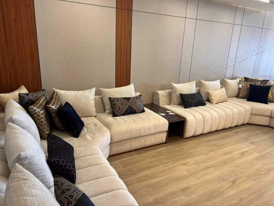 Apartment for sale in the Center. Area 150 m². Well furnished