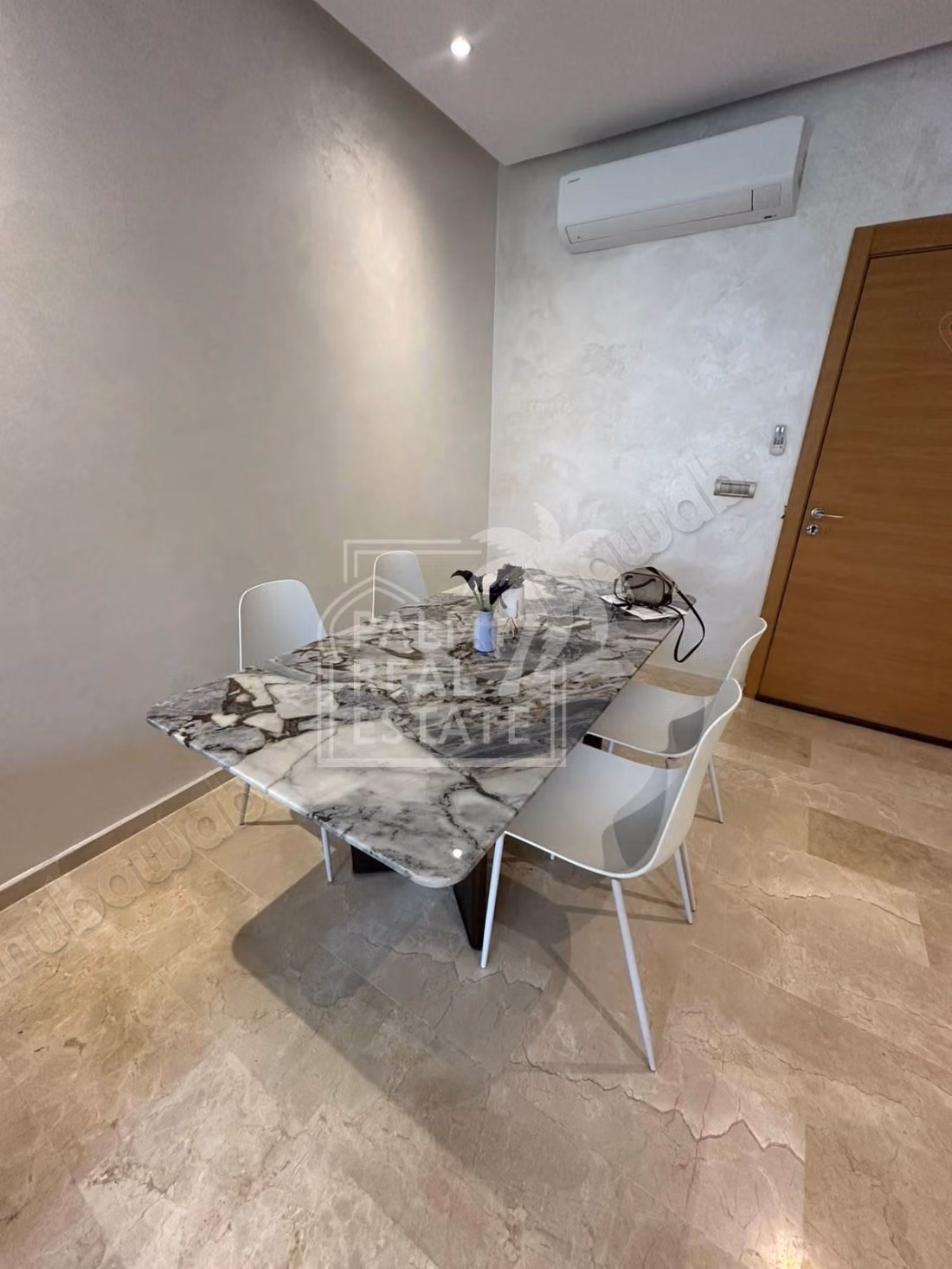 Appartement meublé en location longue durée – Prestigia