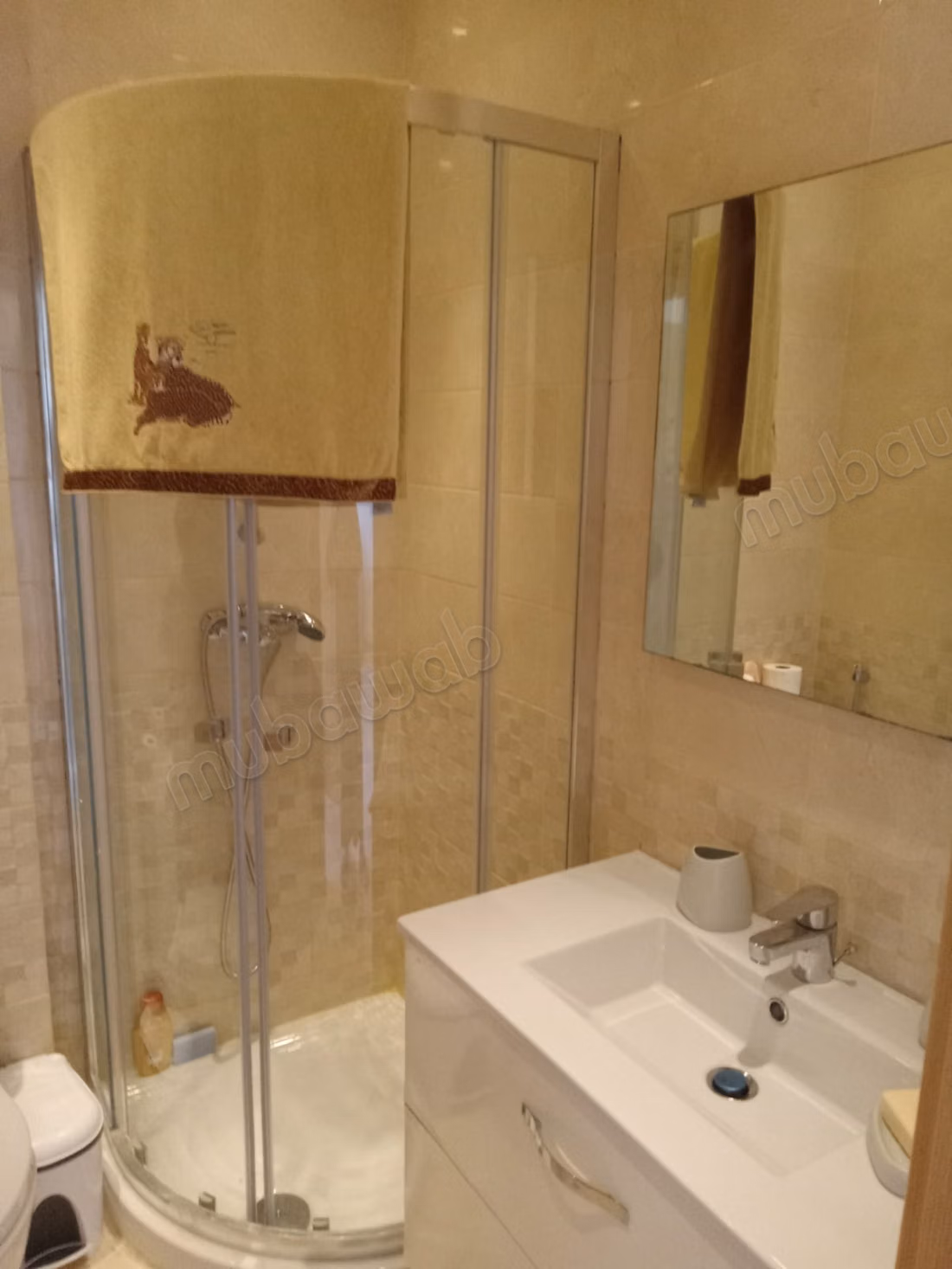Très bel appartement à louer à Plage Oulded Cherrat. 1 chambre. Espace de rangement ample