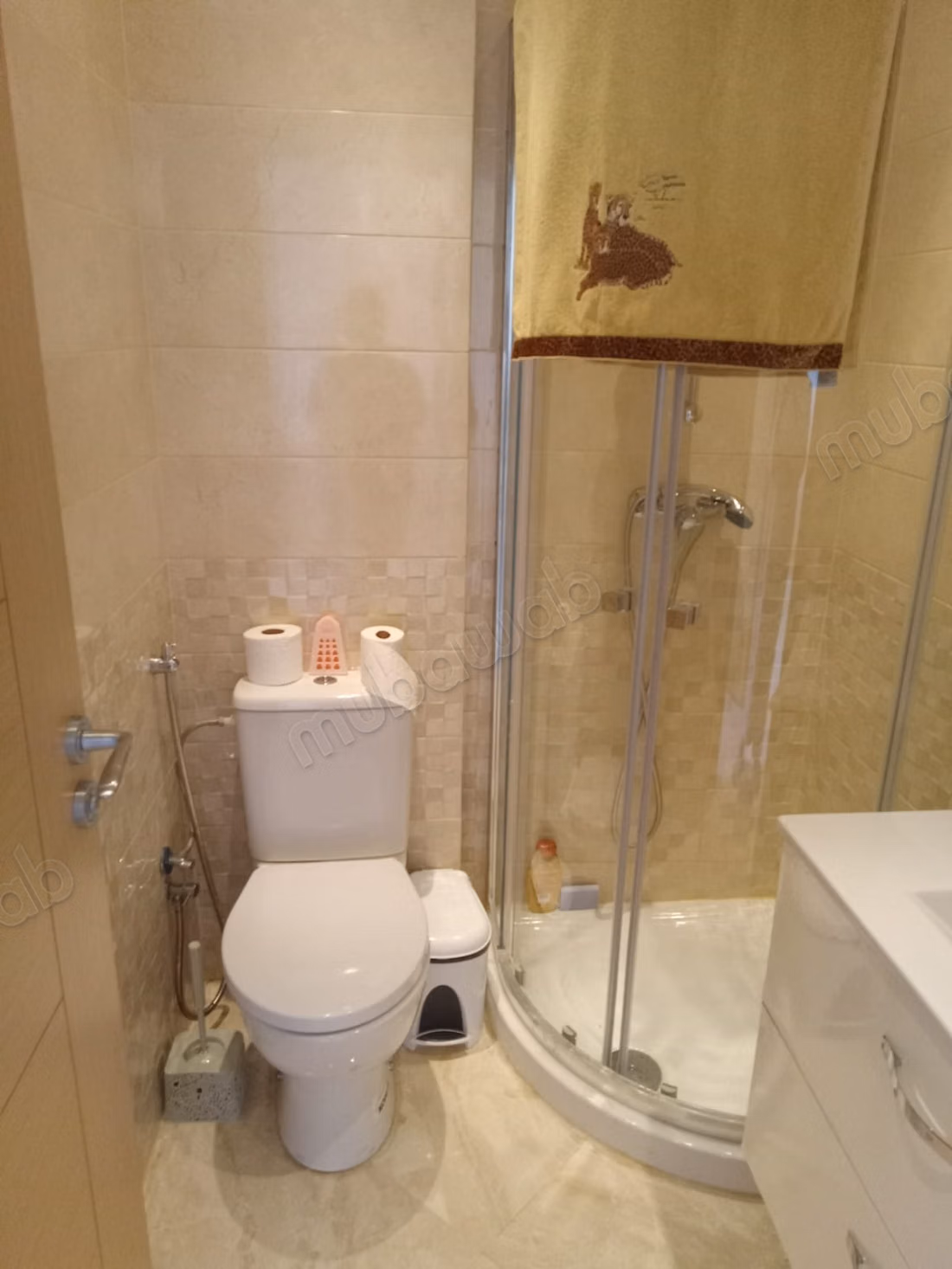 Très bel appartement à louer à Plage Oulded Cherrat. 1 chambre. Espace de rangement ample