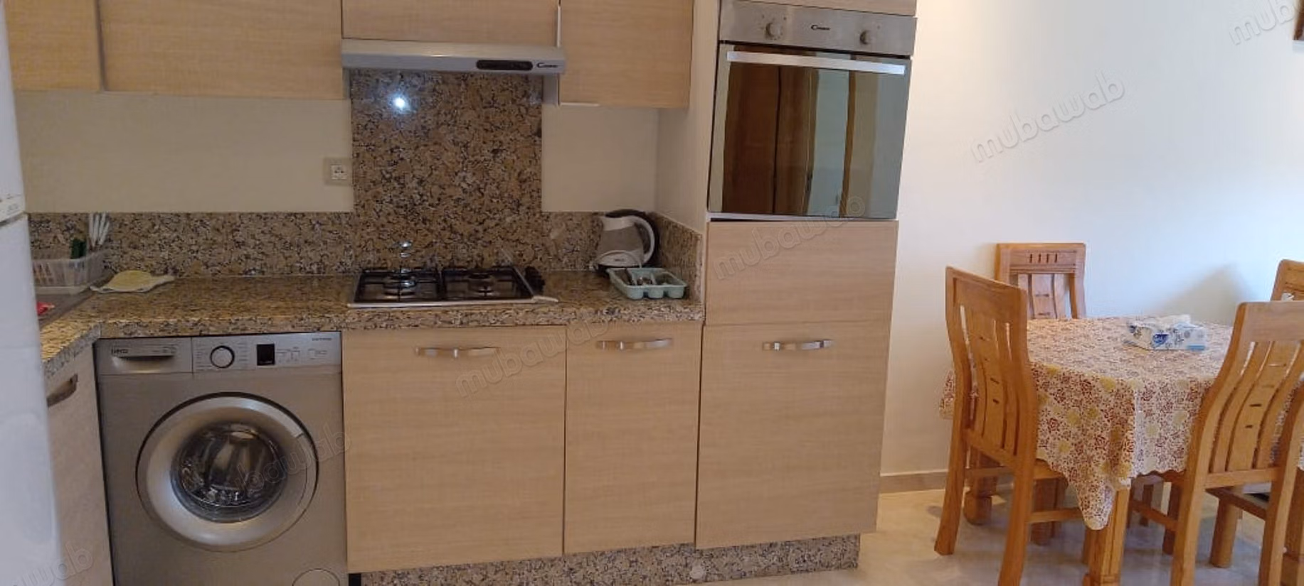 Très bel appartement à louer à Plage Oulded Cherrat. 1 chambre. Espace de rangement ample