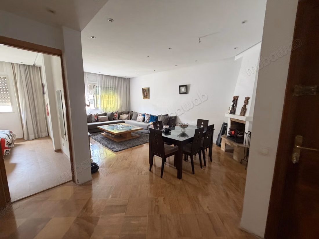 Superbe appartement à louer à Palmier. 3 belles chambres. Bien meublée