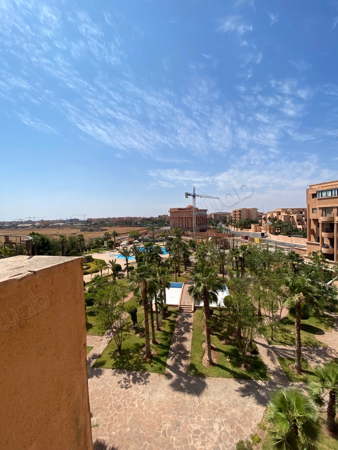 Beautiful apartment for sale in Hivernage. 2 large rooms. Air conditioning