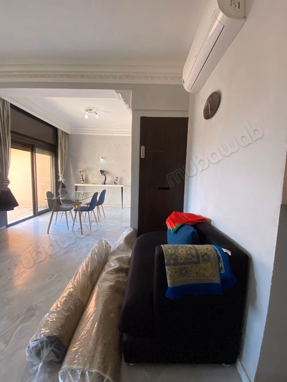 Beautiful apartment for sale in Hivernage. 2 large rooms. Air conditioning