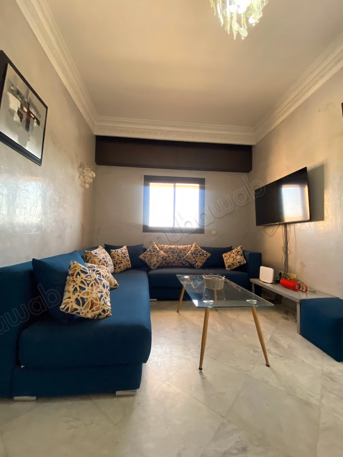 Beautiful apartment for sale in Hivernage. 2 large rooms. Air conditioning