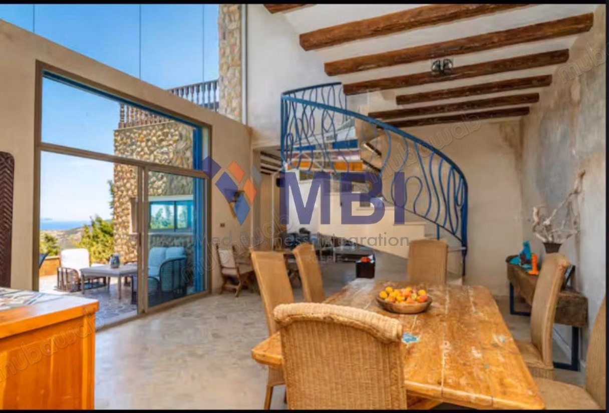 Villa meublée à louer L. A. T. 2199
