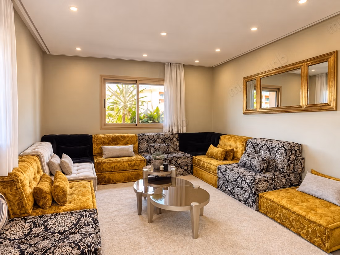 Prestige Appartement avec Terrasse et Piscine