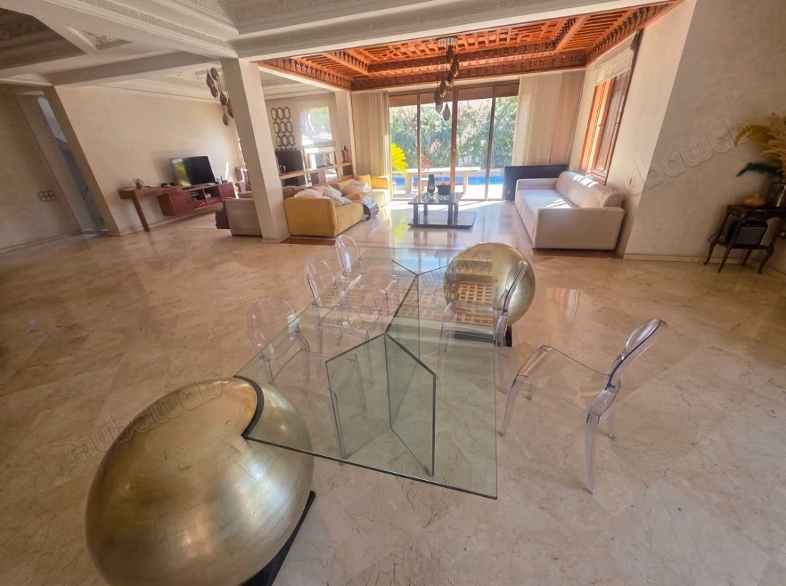 Villa de charme avec piscine beau jardin à Targa