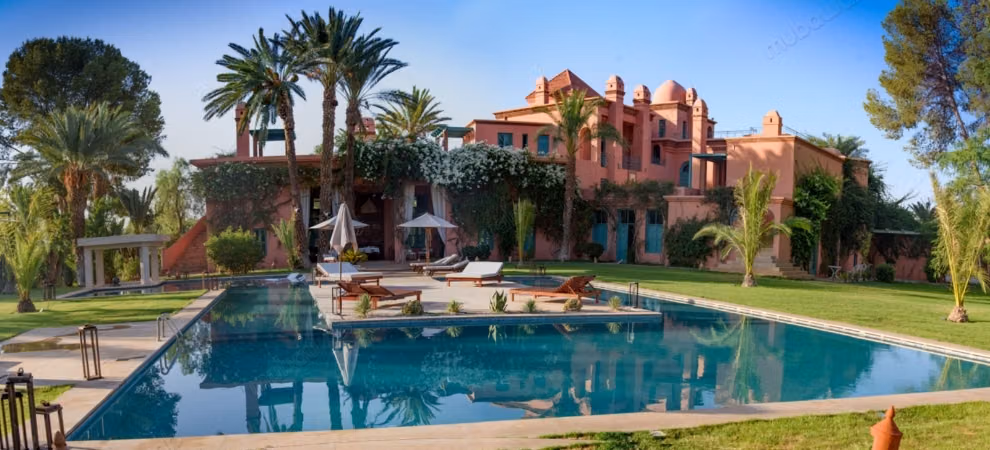 Villa Charles Boccara à vendre, 9 Suites, Piscine