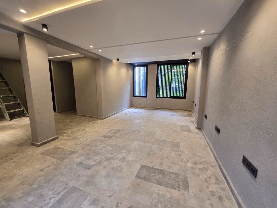 Villa Bureau 230 m²