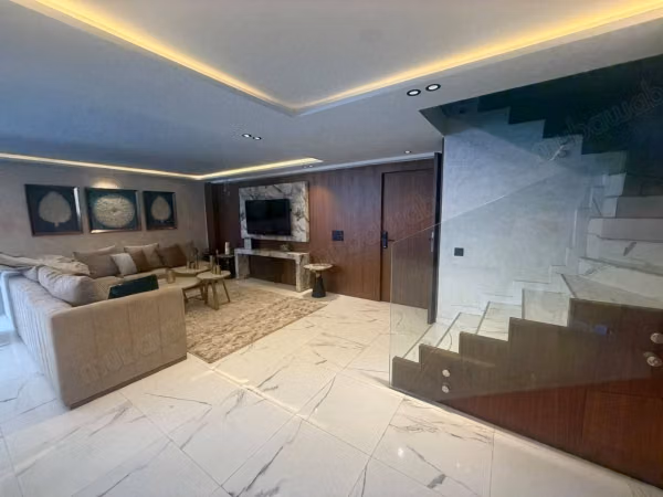 2 renovated furnished duplexes for sale / GUÉLIZ