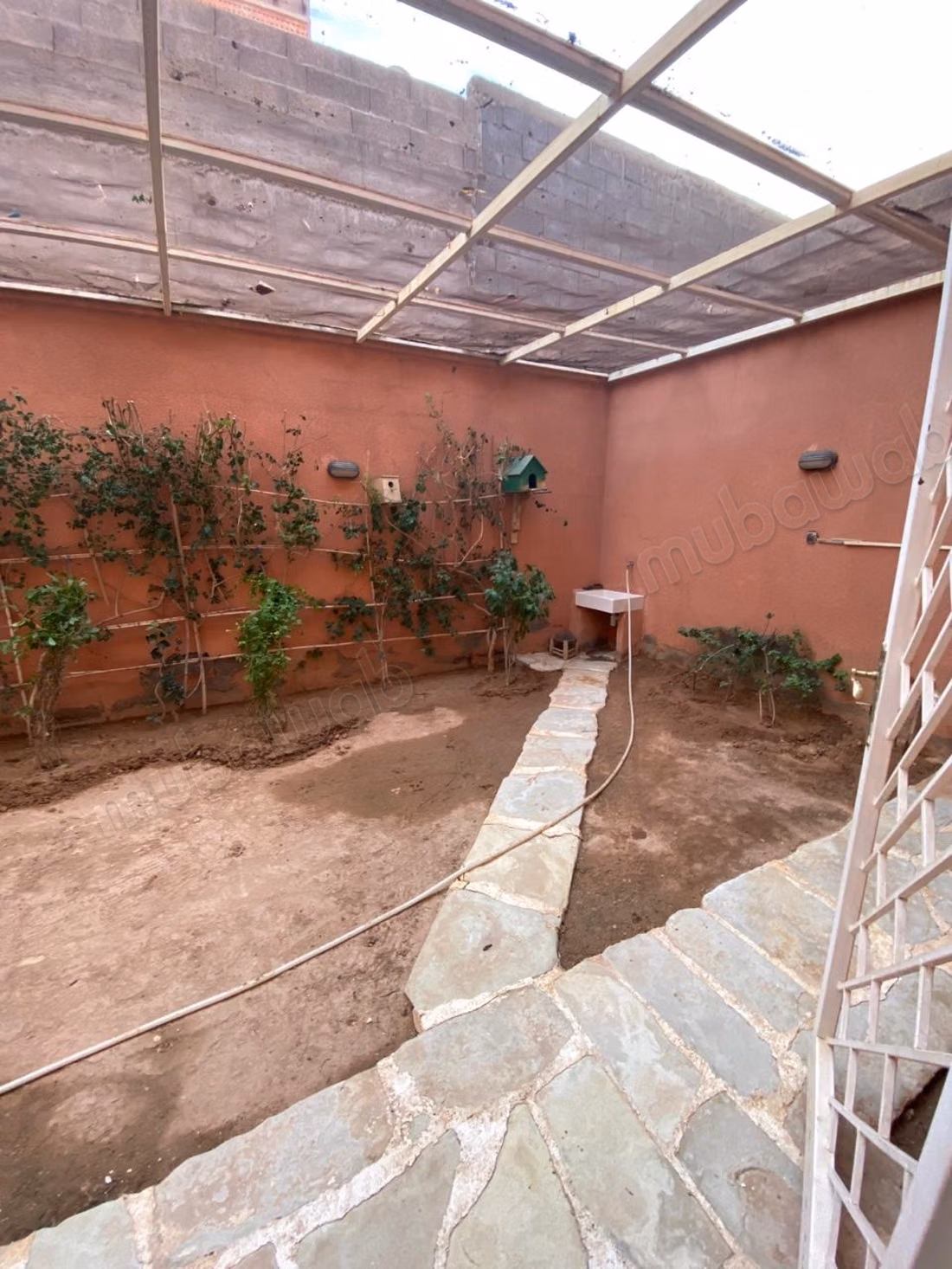 Trouvez votre maison à acheter à Ouarzazate.
Surface de 100 m².
Terrasse et jardin