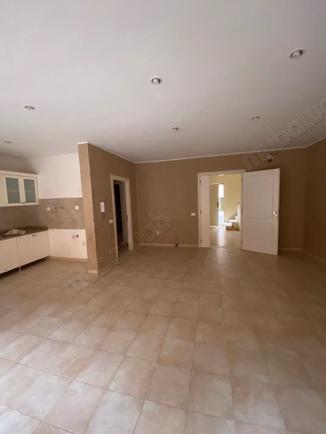 Trouvez votre maison à acheter à Ouarzazate.
Surface de 100 m².
Terrasse et jardin