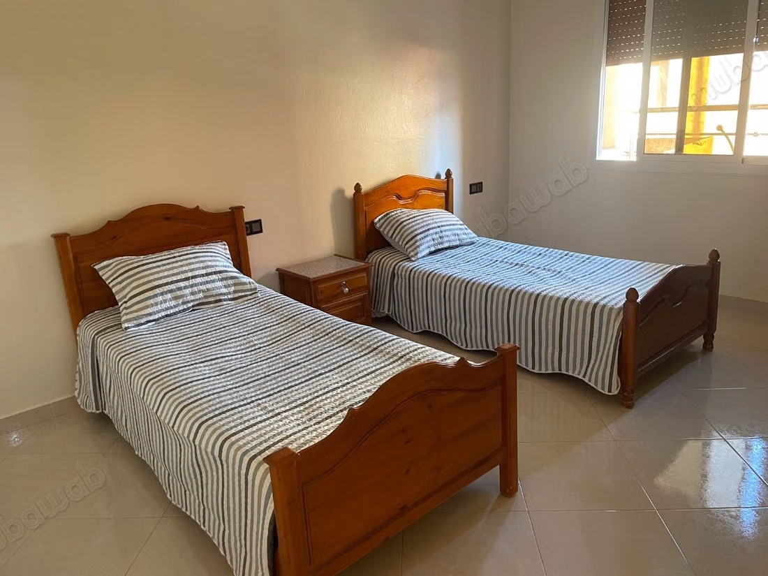Appartement à louer à Selwan. 3 chambres non meublées