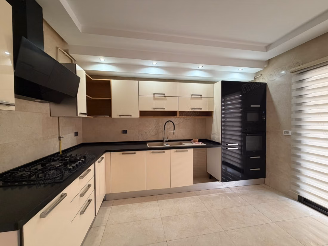 À louer – S3 150 m² avec piscine, Jardins Carthage