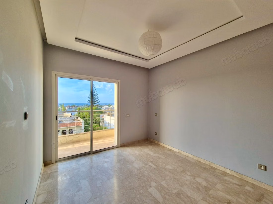 Appartement Vide Ain Diab Centre