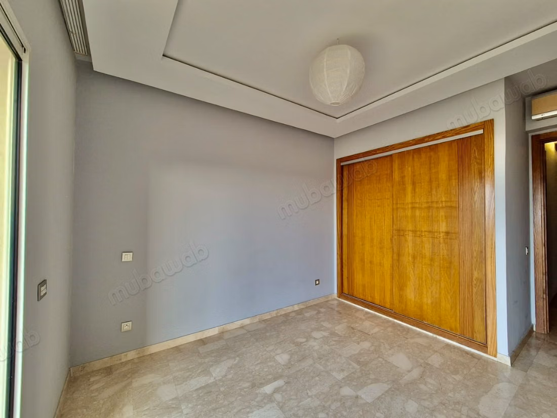Appartement Vide Ain Diab Centre