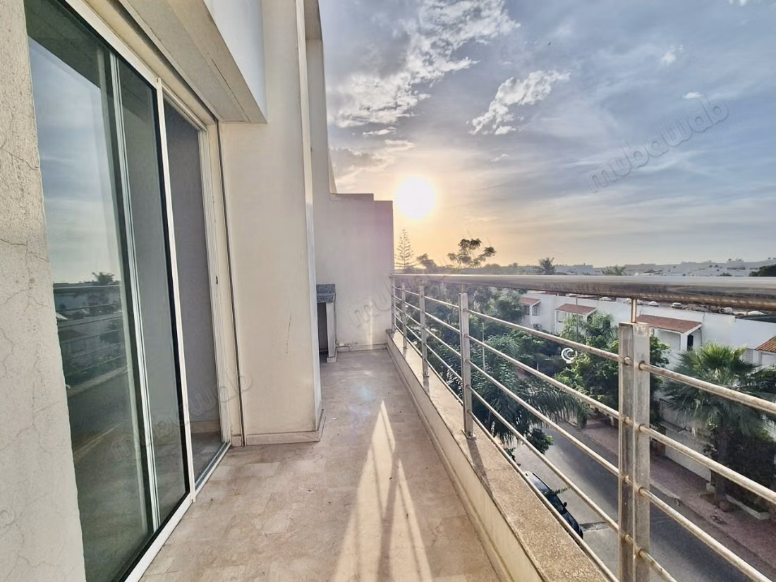 Appartement Vide Ain Diab Centre