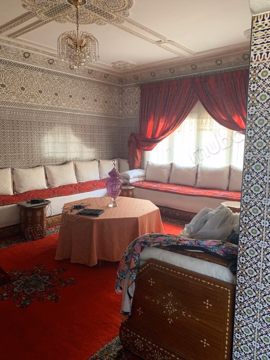 For sale apartment in Bin Lamdoun. Area 114 m². Terrace