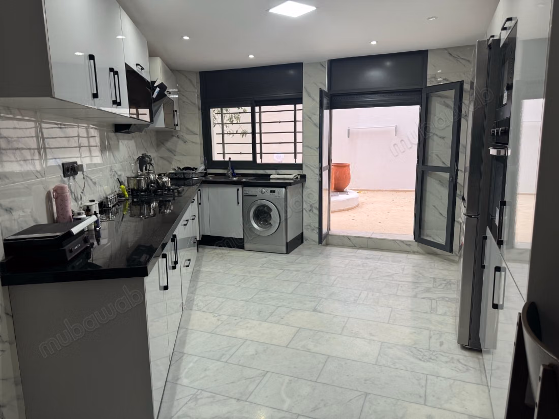 Bonito apartamento en alquiler en Las Princesas. 2 habitaciones agradables