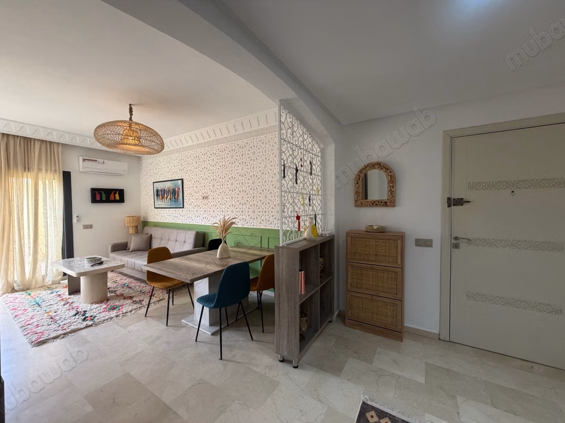 Louez cet appartement à Samlalia. 2 chambres. Service de concierge disponible, climatisation générale