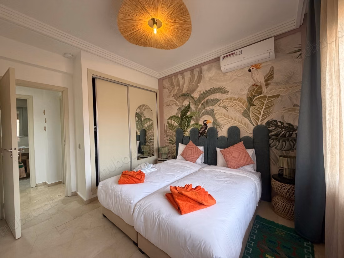 Louez cet appartement à Samlalia. 2 chambres. Service de concierge disponible, climatisation générale