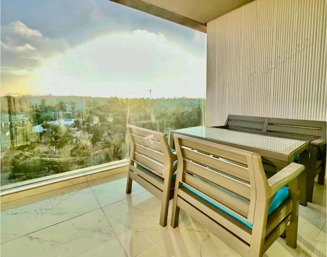 Studio Meublé avec Terrasse Bourgogne Ouest