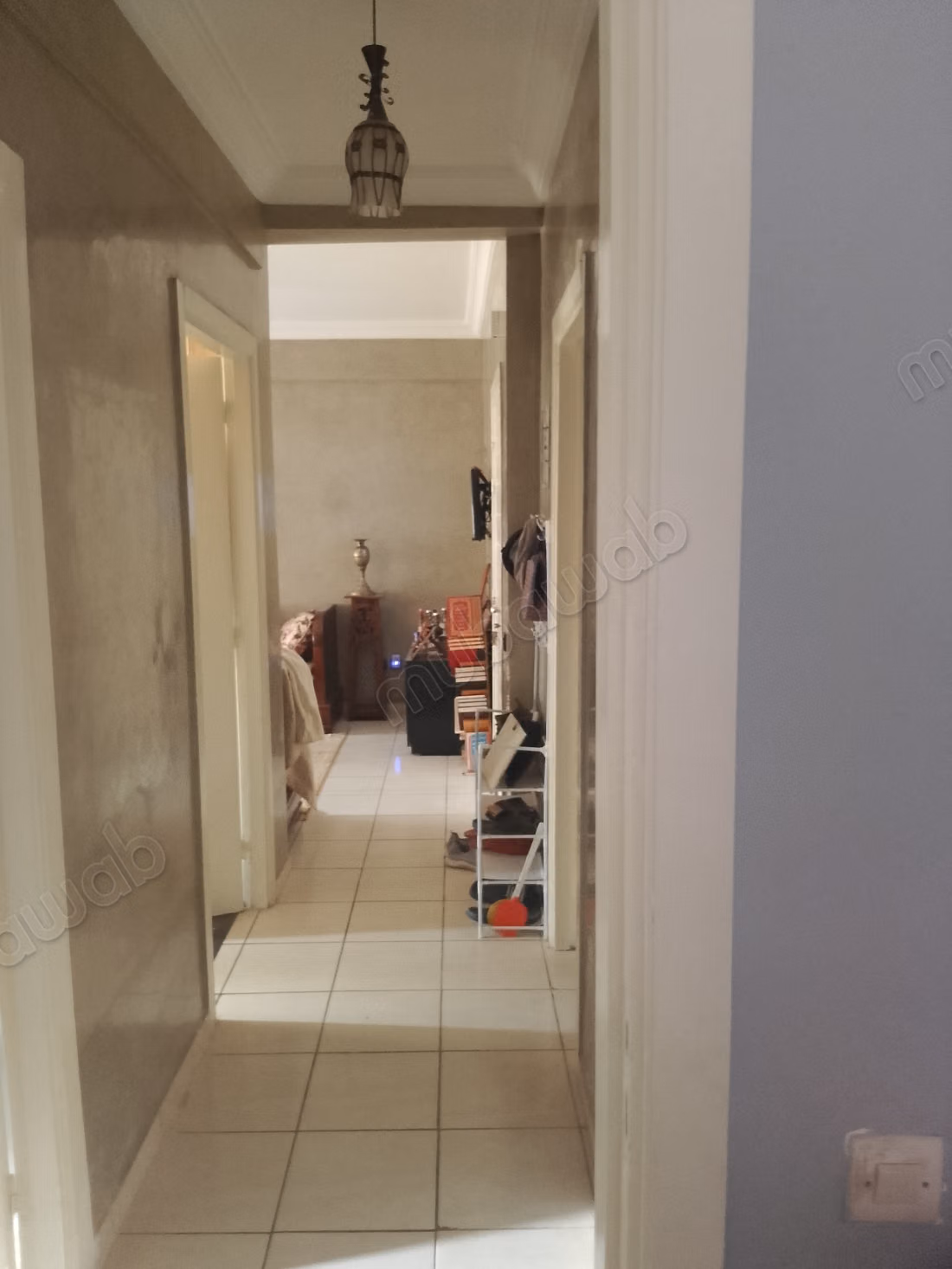 Apartment for sale on Route Amizmiz. 3 comfortable rooms. Well furnished