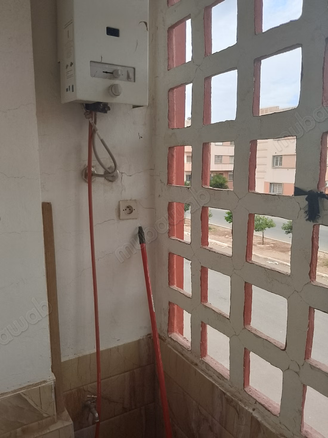 Apartment for sale on Route Amizmiz. 3 comfortable rooms. Well furnished