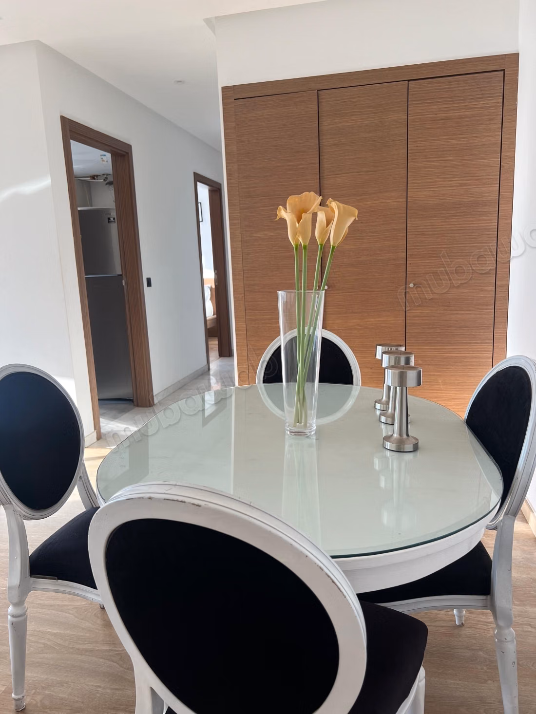 Location d'un appartement à Casablanca Finance City. 3 pièces. Bien meublé