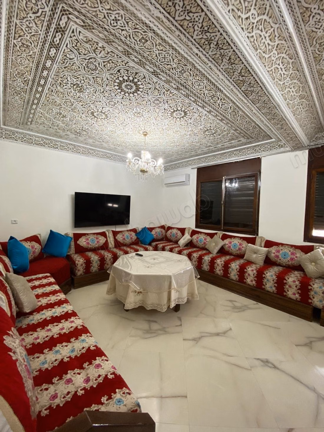 Bel appartement à louer à Al Nahda. Superficie totale 120 m². Meublé