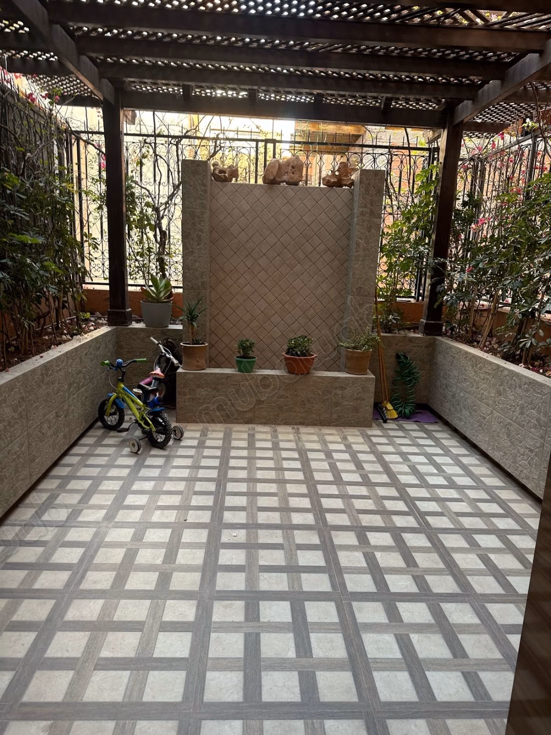 Appartement entièrement meublé à louer