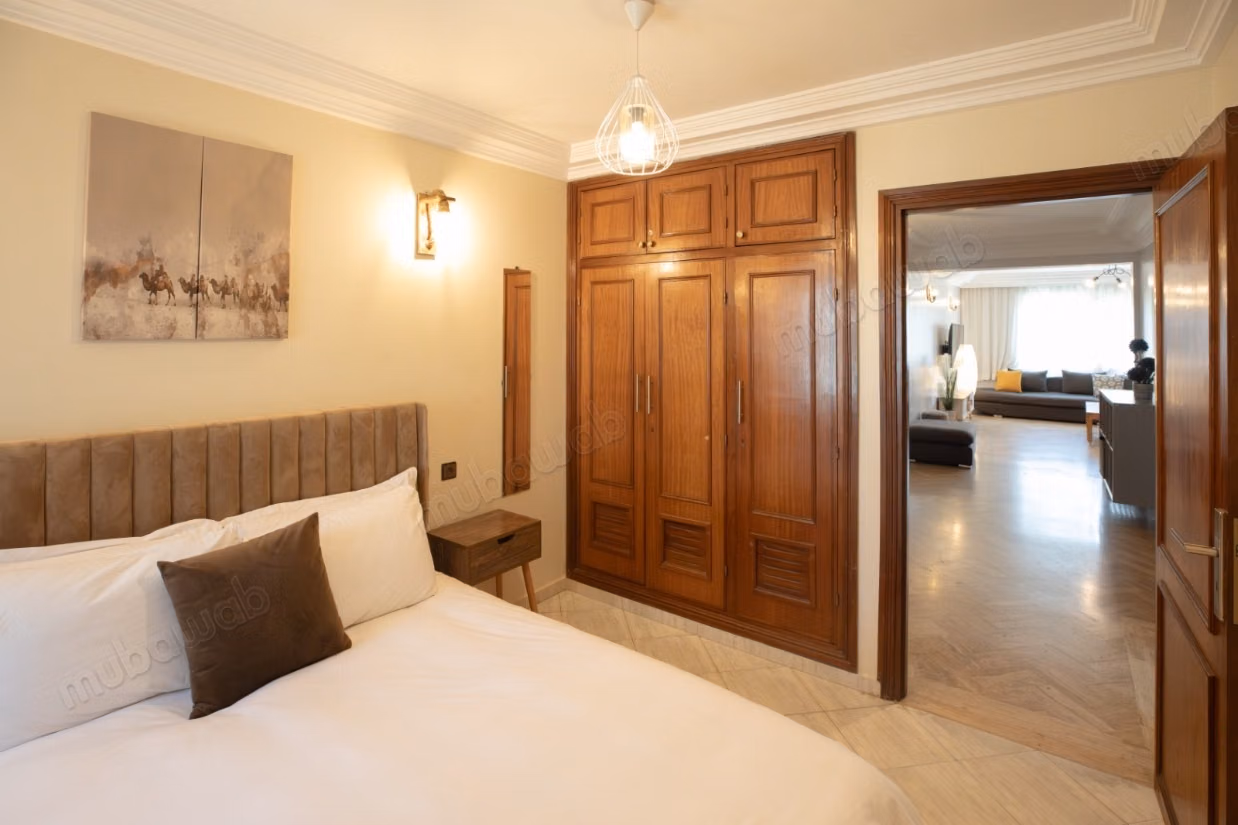 3 chambres tout equipe centre casablanca