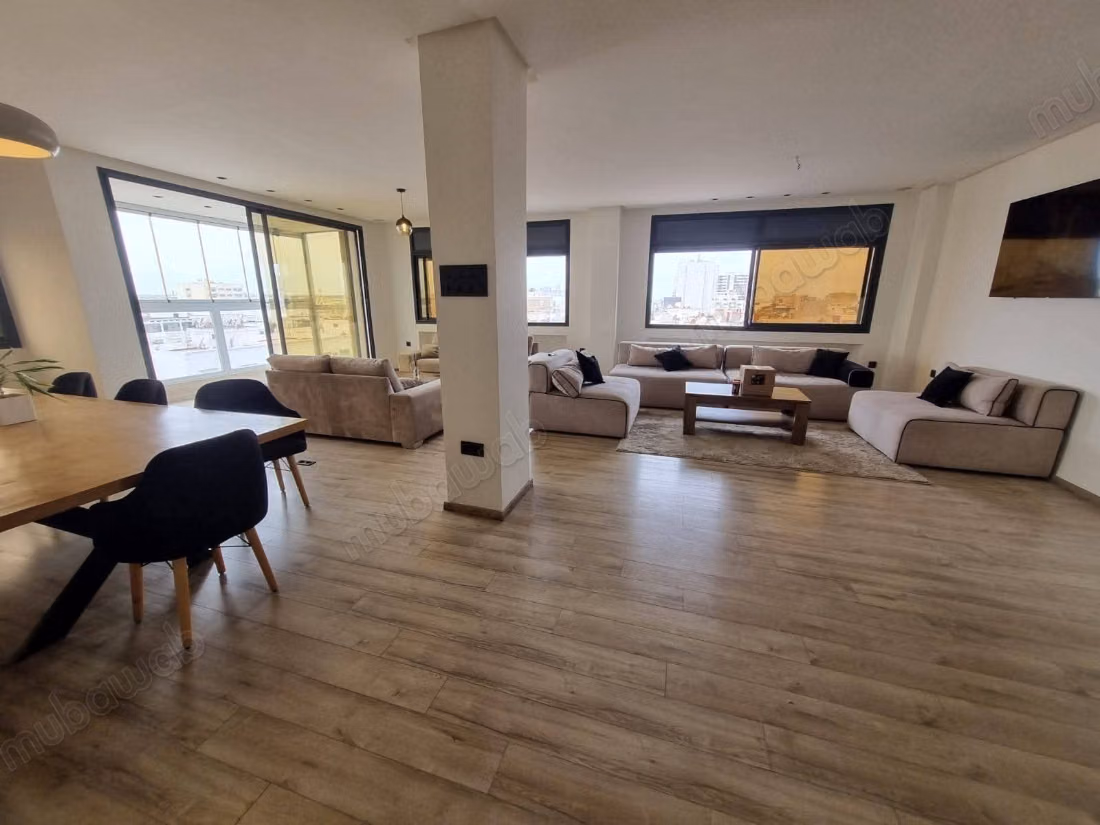 Very nice apartment for rent in Maârif. 3 rooms. Well furnished