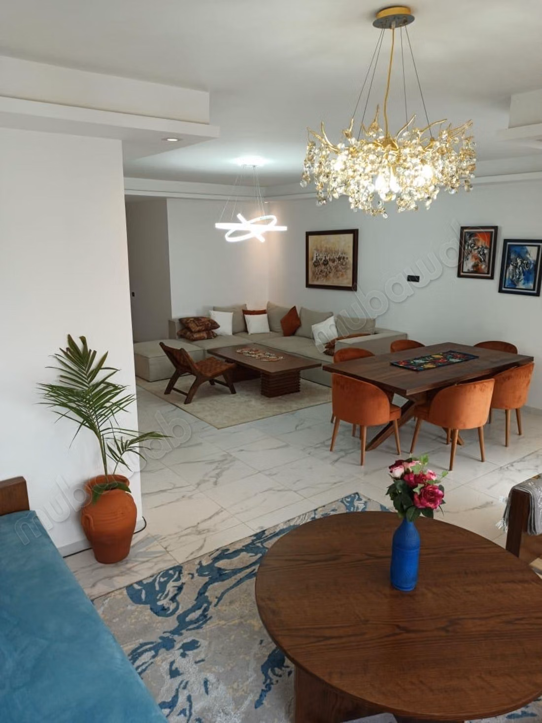 Location d'un appartement à Harhoura. 4 pièces confortables. Meublé